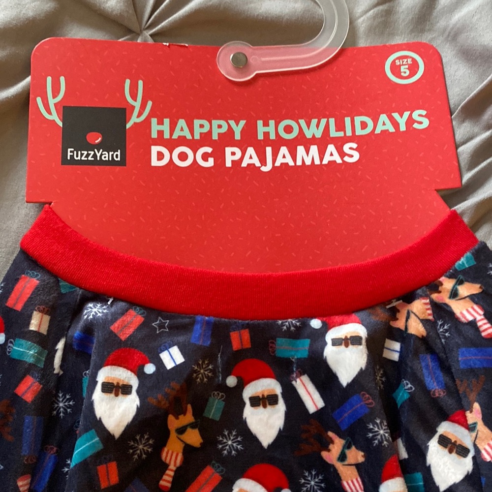 🍄Happy holidays dog pajama